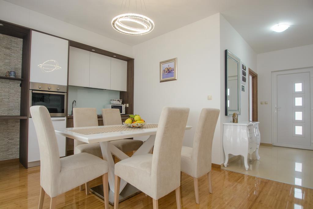 Apartments Villa Atlantis Trogir Exteriér fotografie