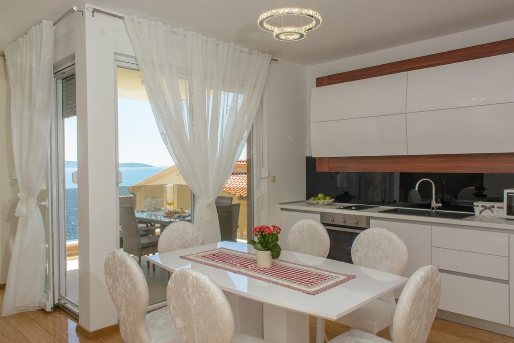 Apartments Villa Atlantis Trogir Exteriér fotografie