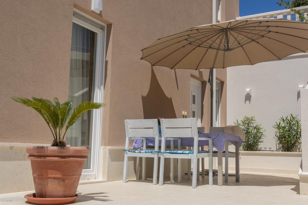 Apartments Villa Atlantis Trogir Exteriér fotografie